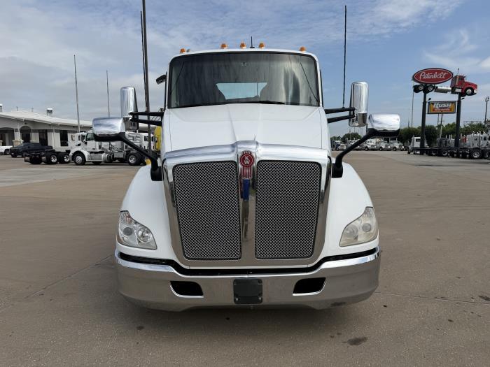 2021 Kenworth T680-7