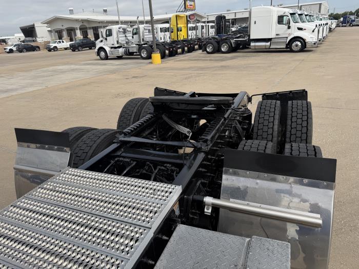 2020 Peterbilt 579-13