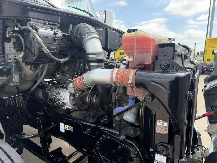 2020 Peterbilt 579-18