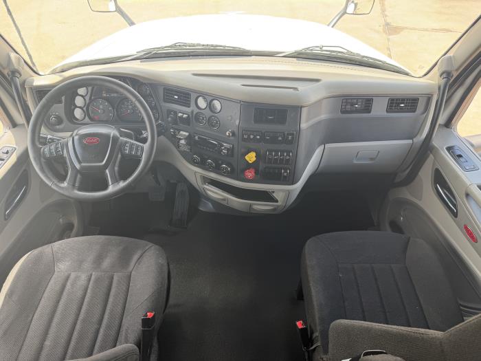 2020 Peterbilt 579-30