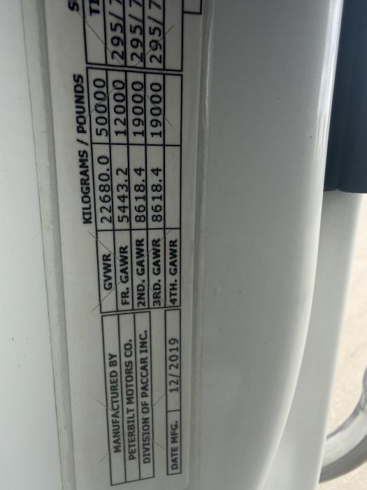 2020 Peterbilt 579-25