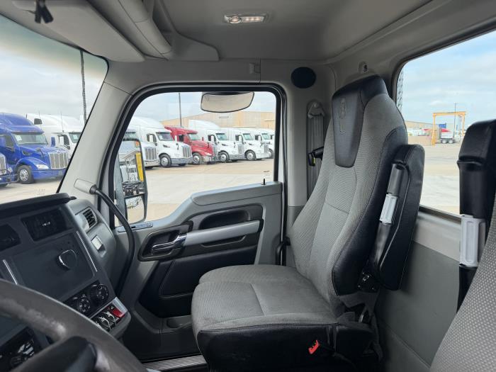 2021 Kenworth T680-22
