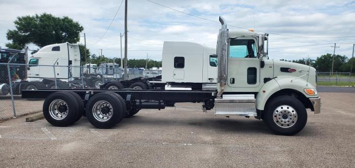 2020 Peterbilt 348-7