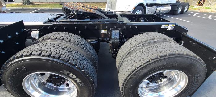 2022 Peterbilt 567-3