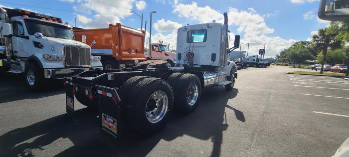 2022 Peterbilt 567-5