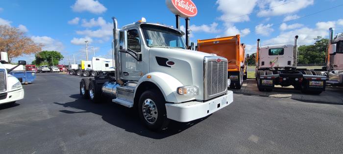 2022 Peterbilt 567-8