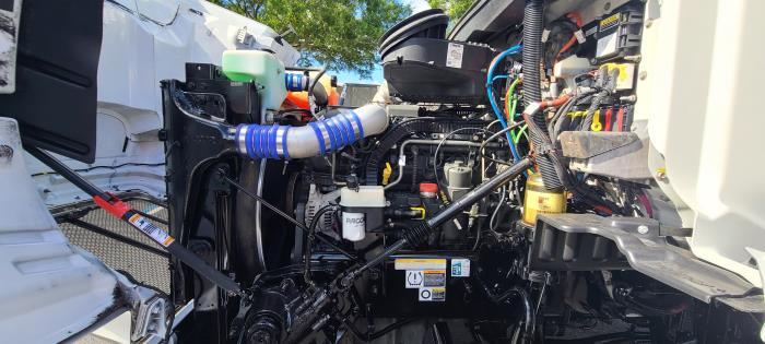 2022 Peterbilt 567-12