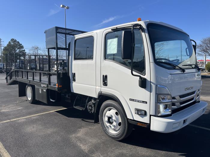 2027 Isuzu NPR-HD-3