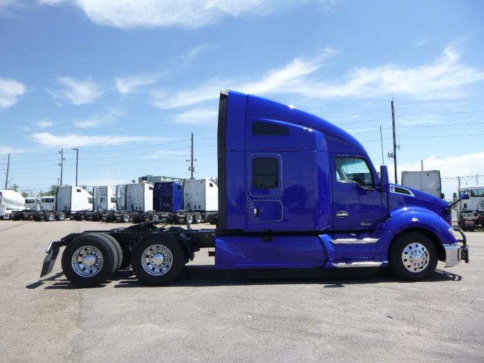 2022 Kenworth T660-5