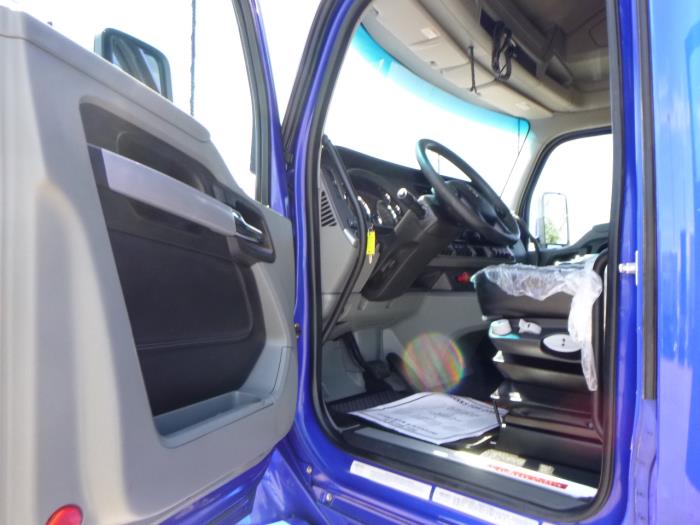 2022 Kenworth T660-11