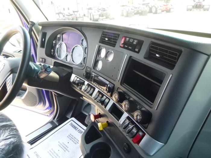 2022 Kenworth T660-16