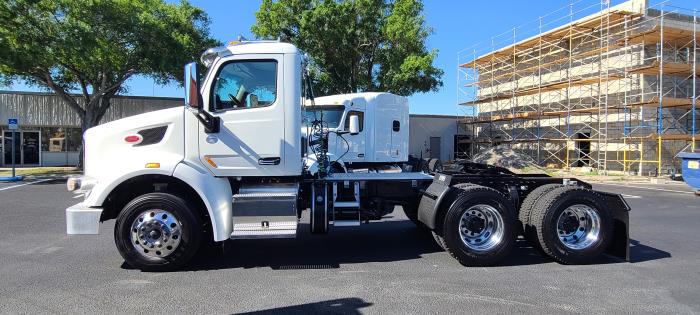 2022 Peterbilt 567-2
