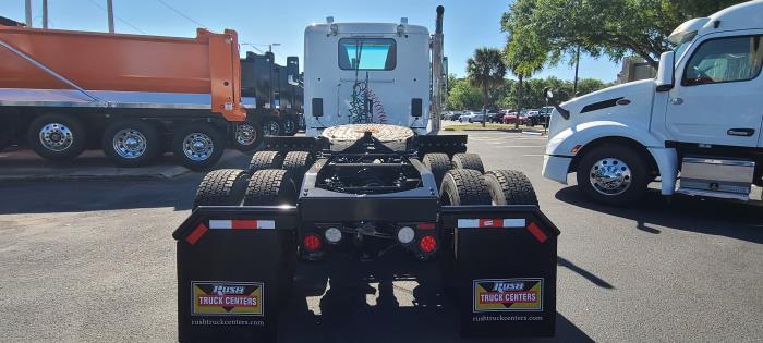 2022 Peterbilt 567-4