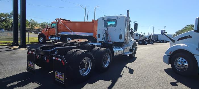 2022 Peterbilt 567-5