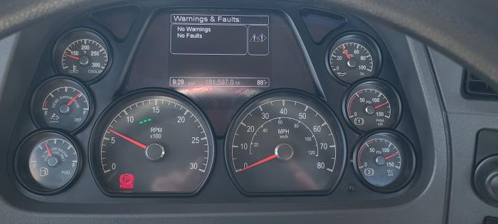 2022 Peterbilt 567-14