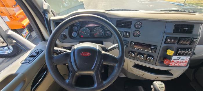 2022 Peterbilt 567-17