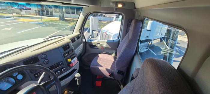 2022 Peterbilt 567-19