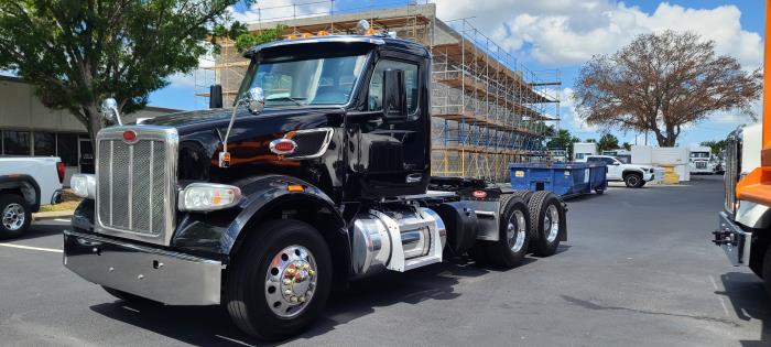 2023 Peterbilt 567-1
