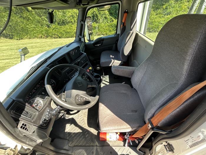 2024 International LT625-10