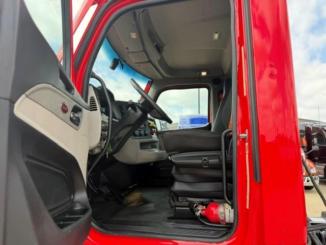 2023 Peterbilt 579-24