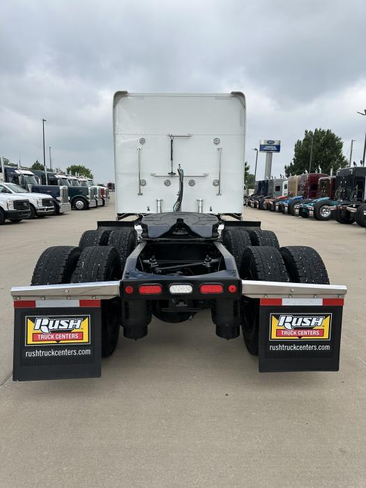2024 Peterbilt 389-4