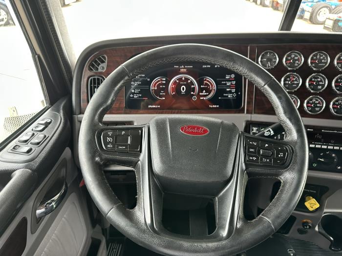 2024 Peterbilt 389-12