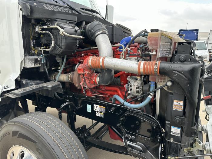 2021 Peterbilt 579-10
