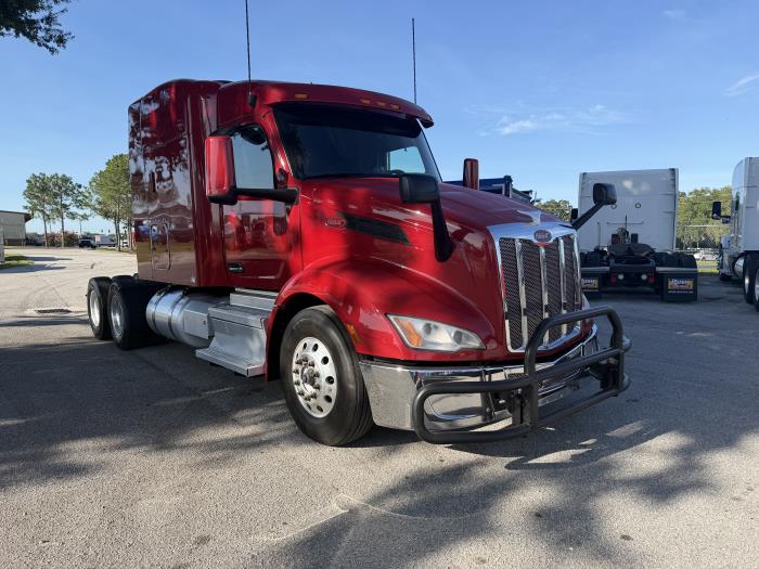 2023 Peterbilt 579-1