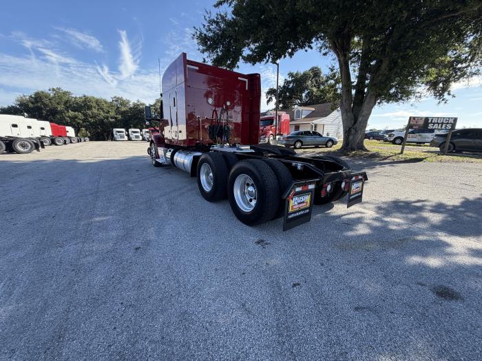 2023 Peterbilt 579-5