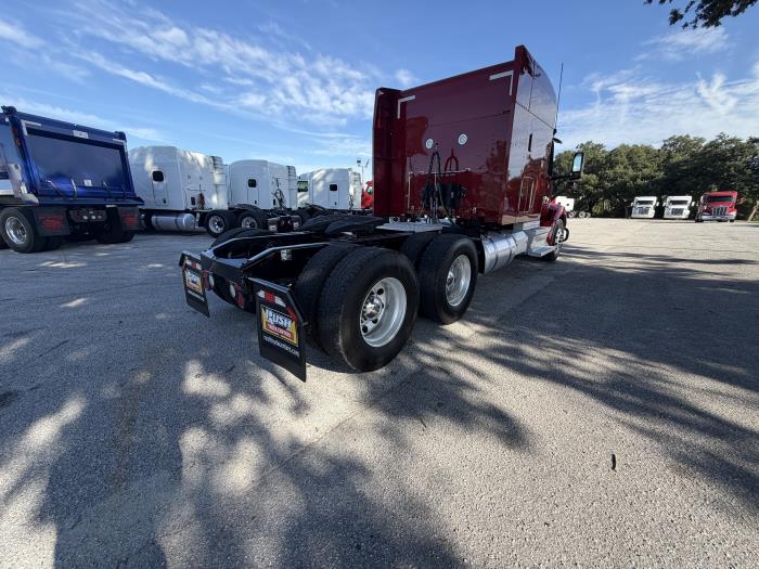 2023 Peterbilt 579-7