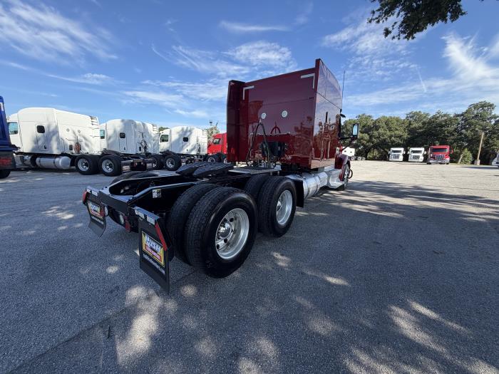 2023 Peterbilt 579-7