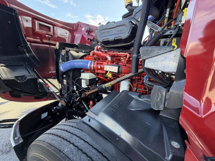 2023 Peterbilt 579-12