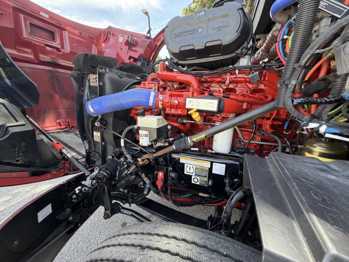 2023 Peterbilt 579-12