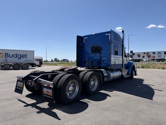2024 Kenworth W990-4