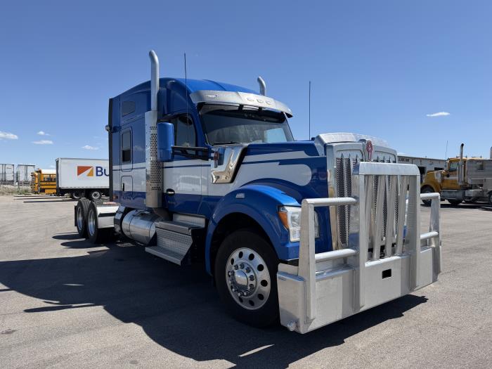 2024 Kenworth W990-6