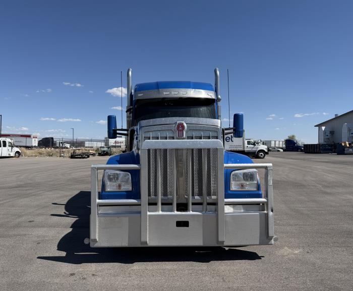 2024 Kenworth W990-7