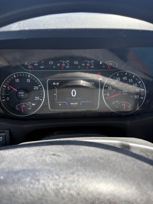 2022 International LT625-1