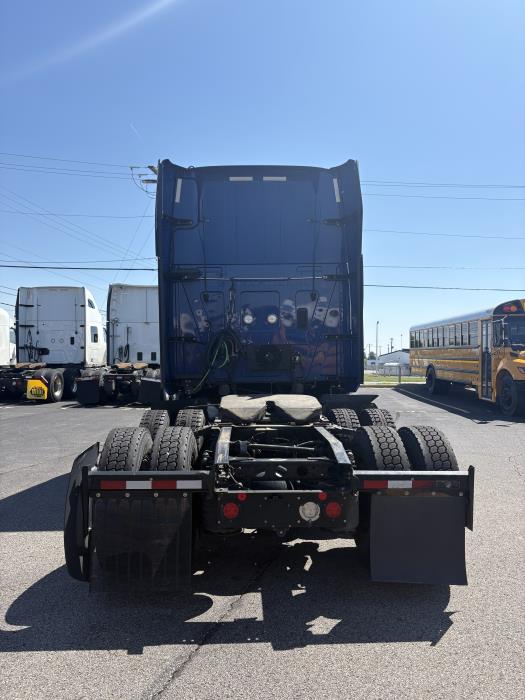 2022 International LT625-5