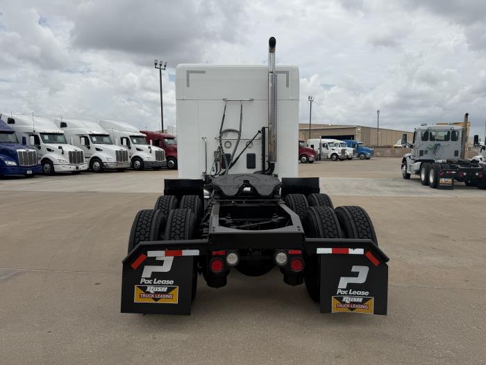 2021 Peterbilt 579-3