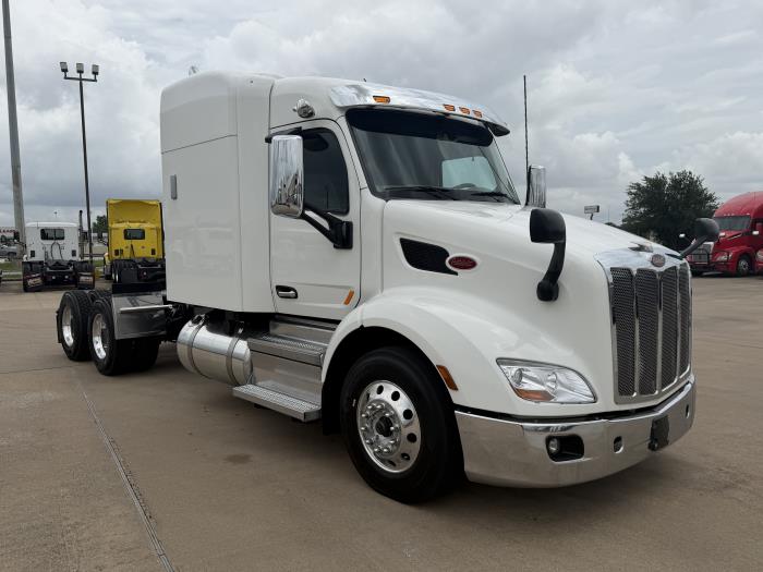 2021 Peterbilt 579-6