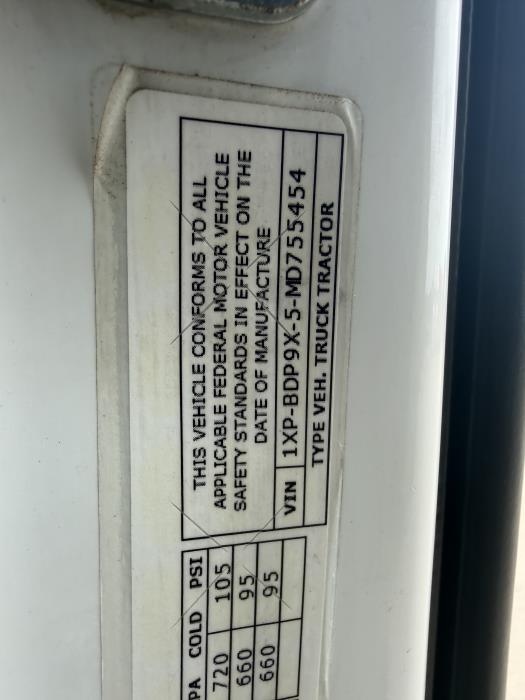 2021 Peterbilt 579-26