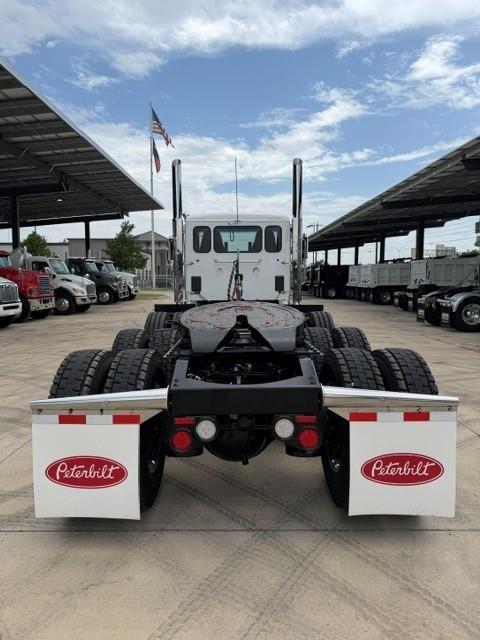 2027 Peterbilt 589-5
