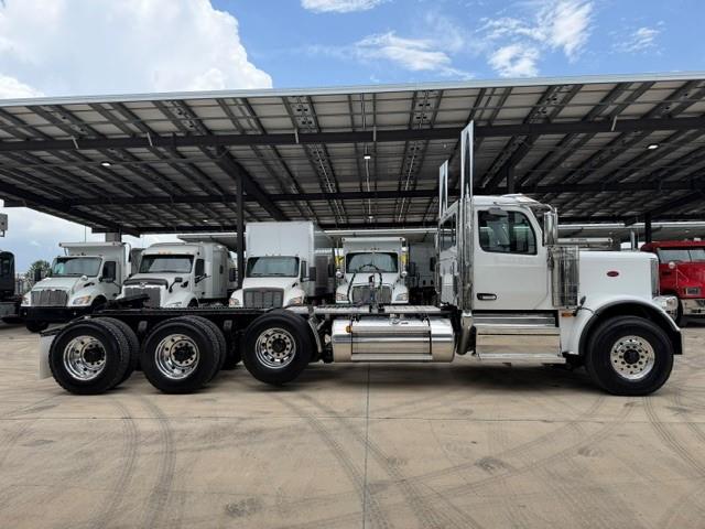 2027 Peterbilt 589-7