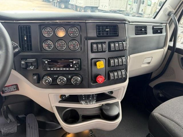 2027 Peterbilt 589-11