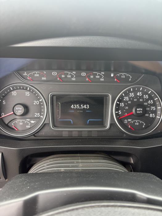 2023 International LT625-1