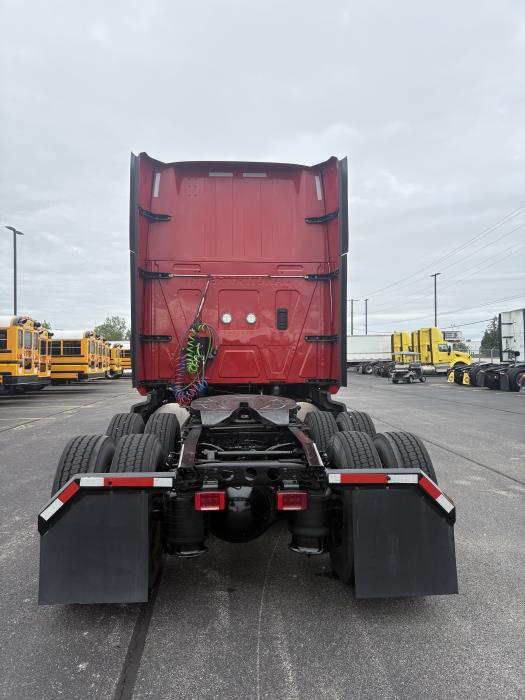 2023 International LT625-10