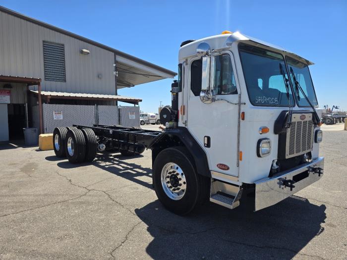 2025 Peterbilt 520-2