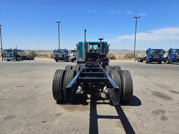 2025 Peterbilt 520-6