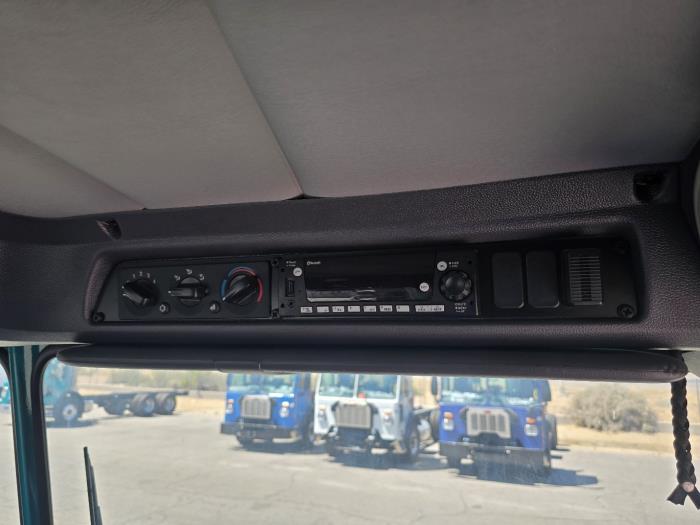 2025 Peterbilt 520-14