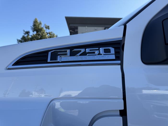 2027 Ford F-750-10